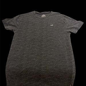 Large hollister tee mint condish